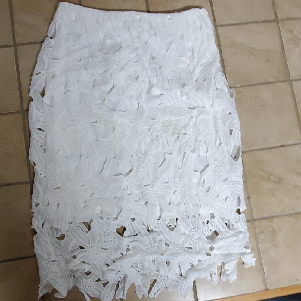 Charlotte Russe M pencil  skirt